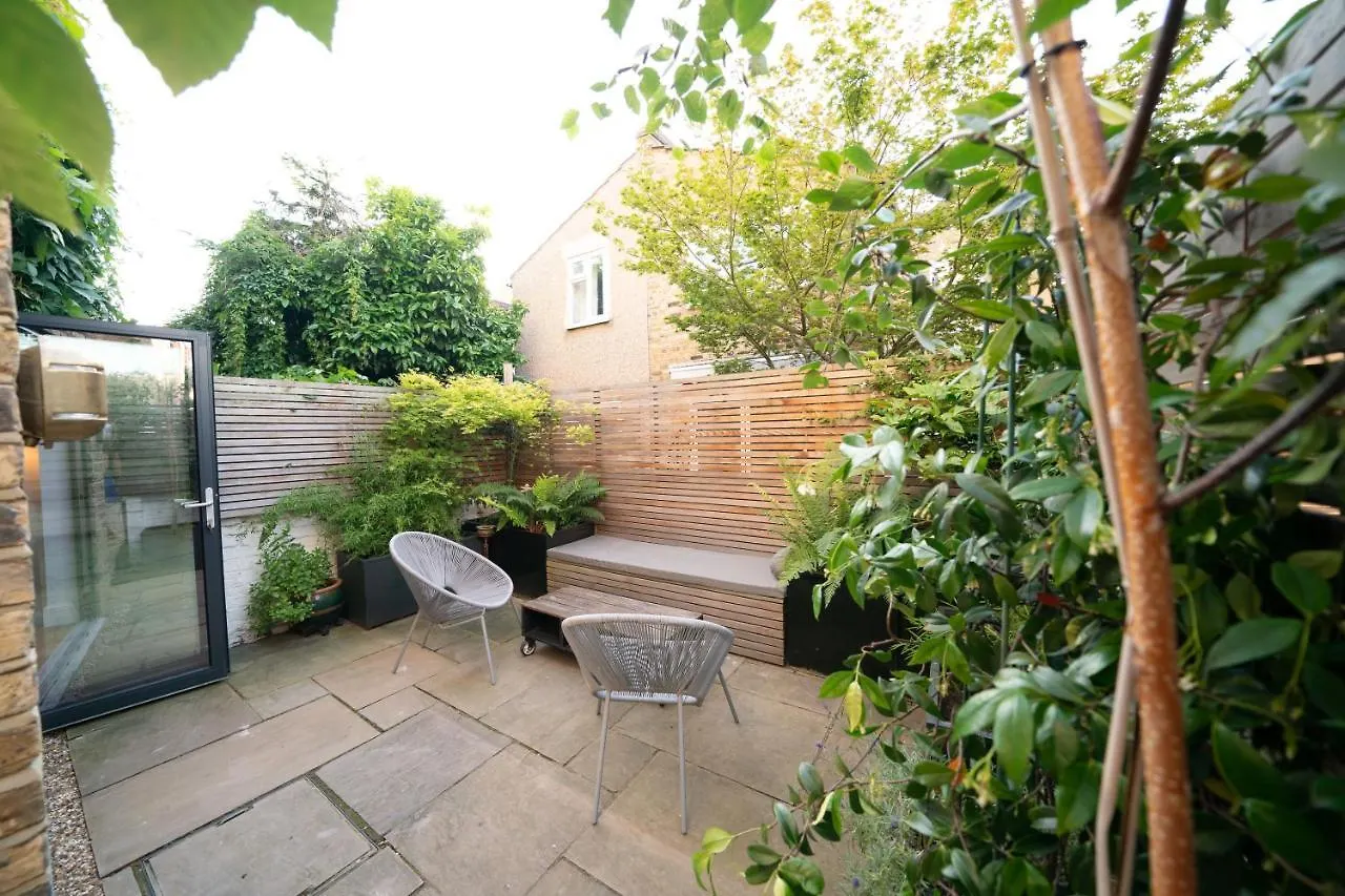 Veeve - East London Escape Villa United Kingdom