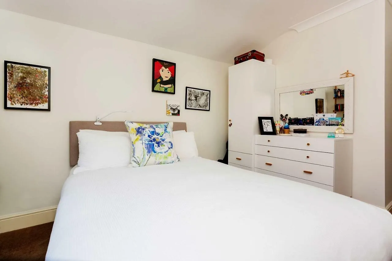 Veeve - East London Escape Villa 0*,  United Kingdom